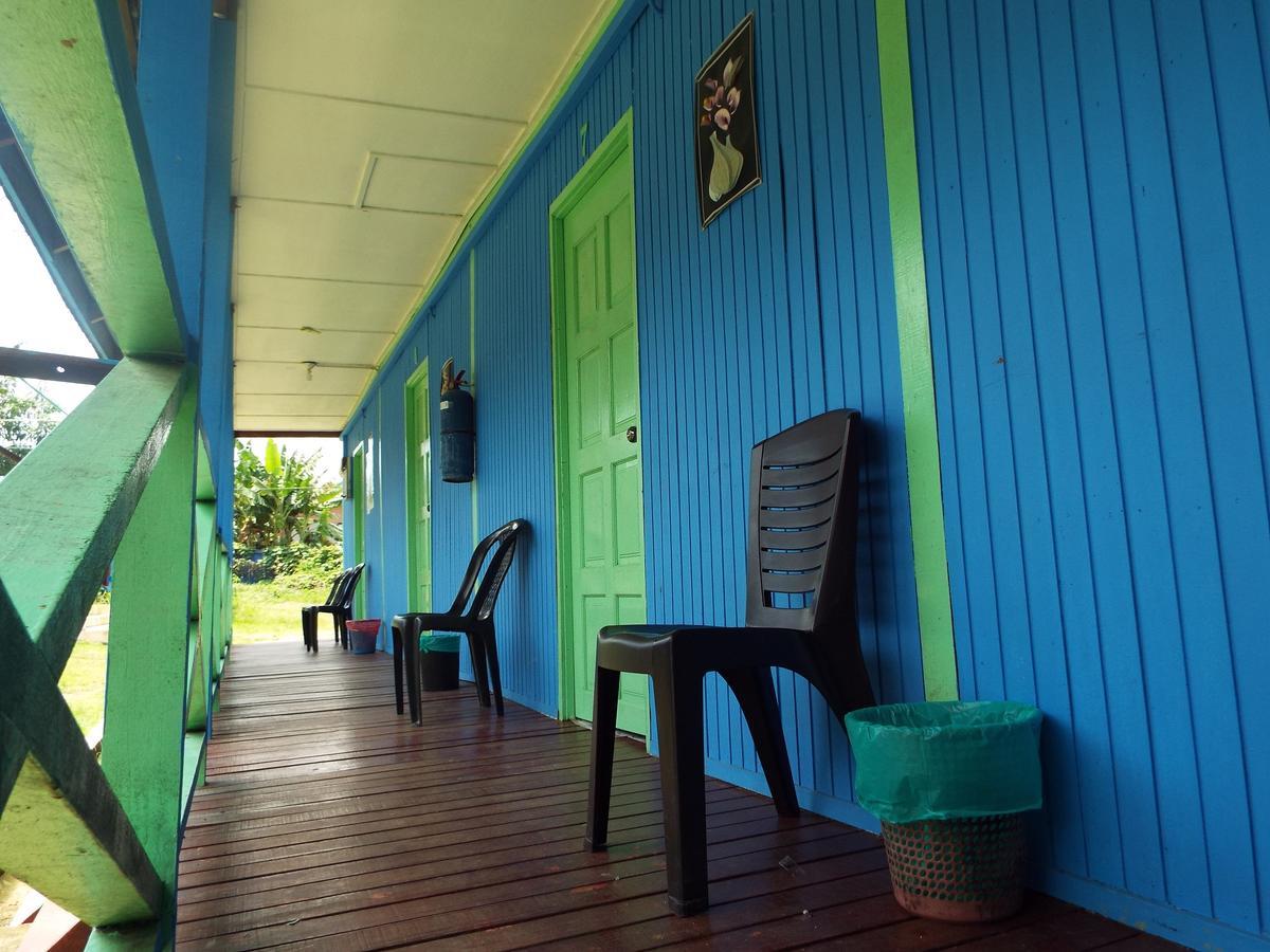 Mahseer Chalet Villa Kuala Tahan Exterior photo